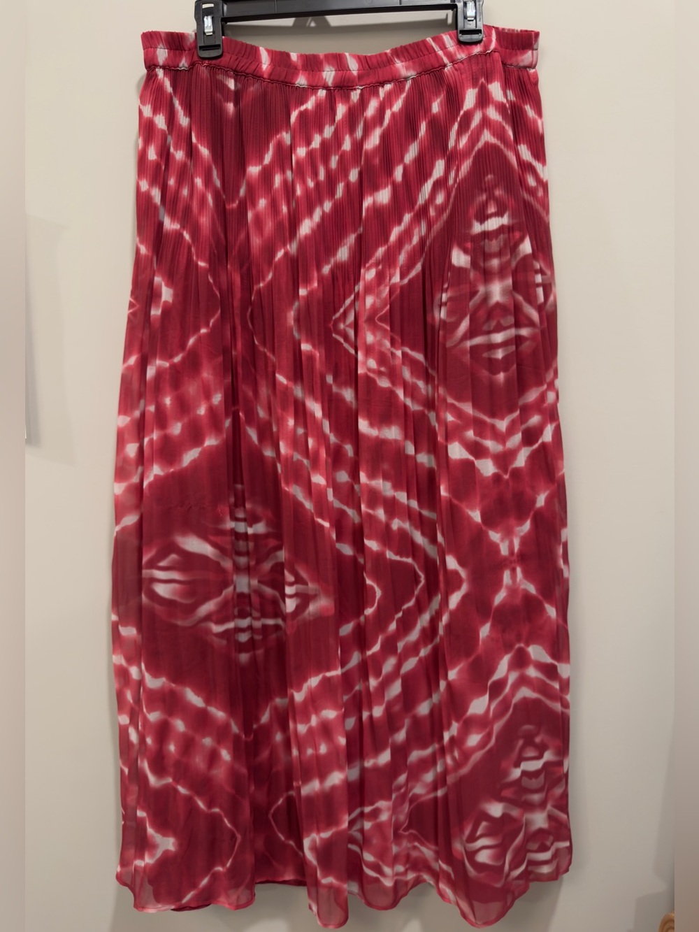 Chicos Womens Red White Pleated Tie Dye Maxi Skirt Lined | Size 2.5/US 14 Large